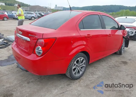 2013 Chevrolet Sonic Lt Auto z USA, uszkodzony, nr VIN 1G1JC5SH3D4214399